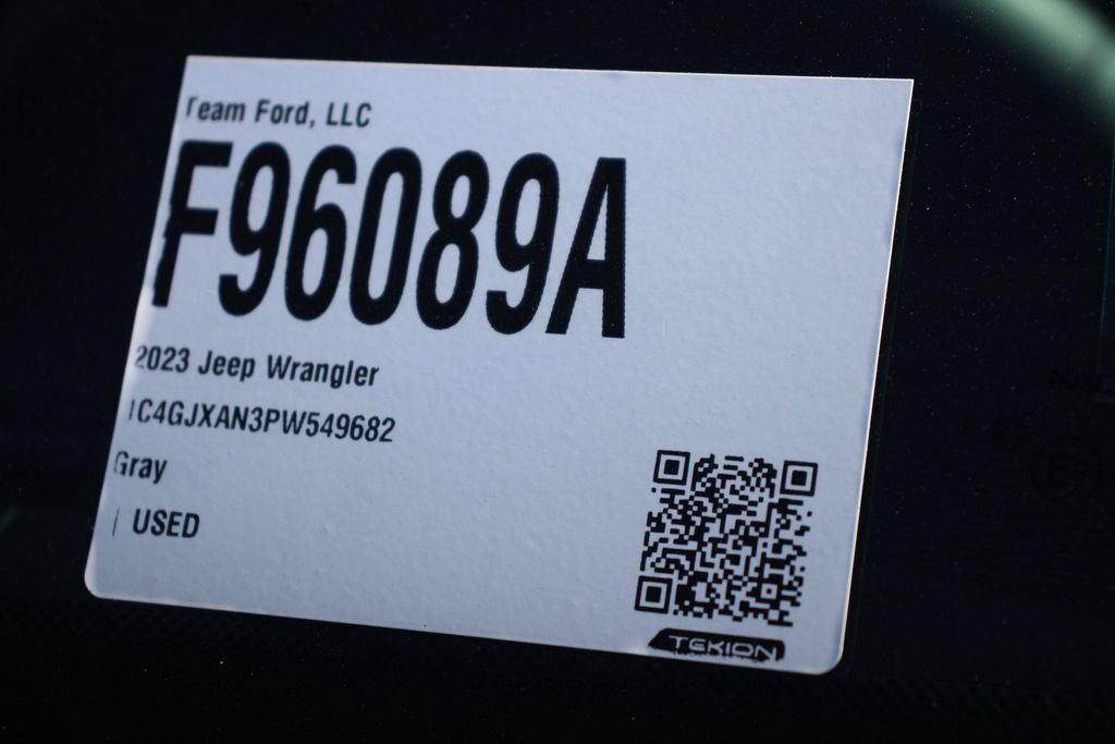 Used 2023 Jeep Wrangler Sport AWD/4WD image 25