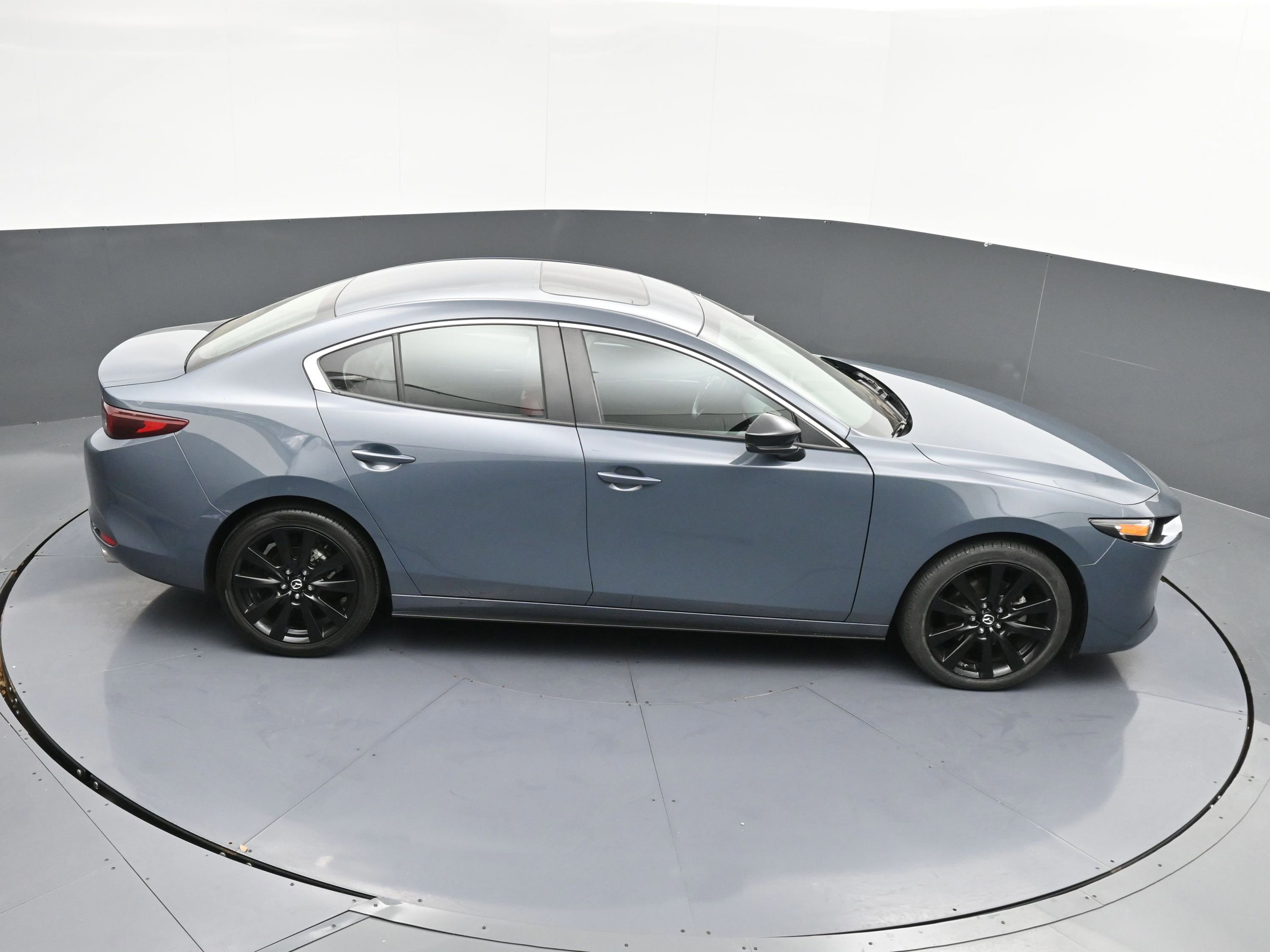 Used 2024 MAZDA MAZDA3 s image 19