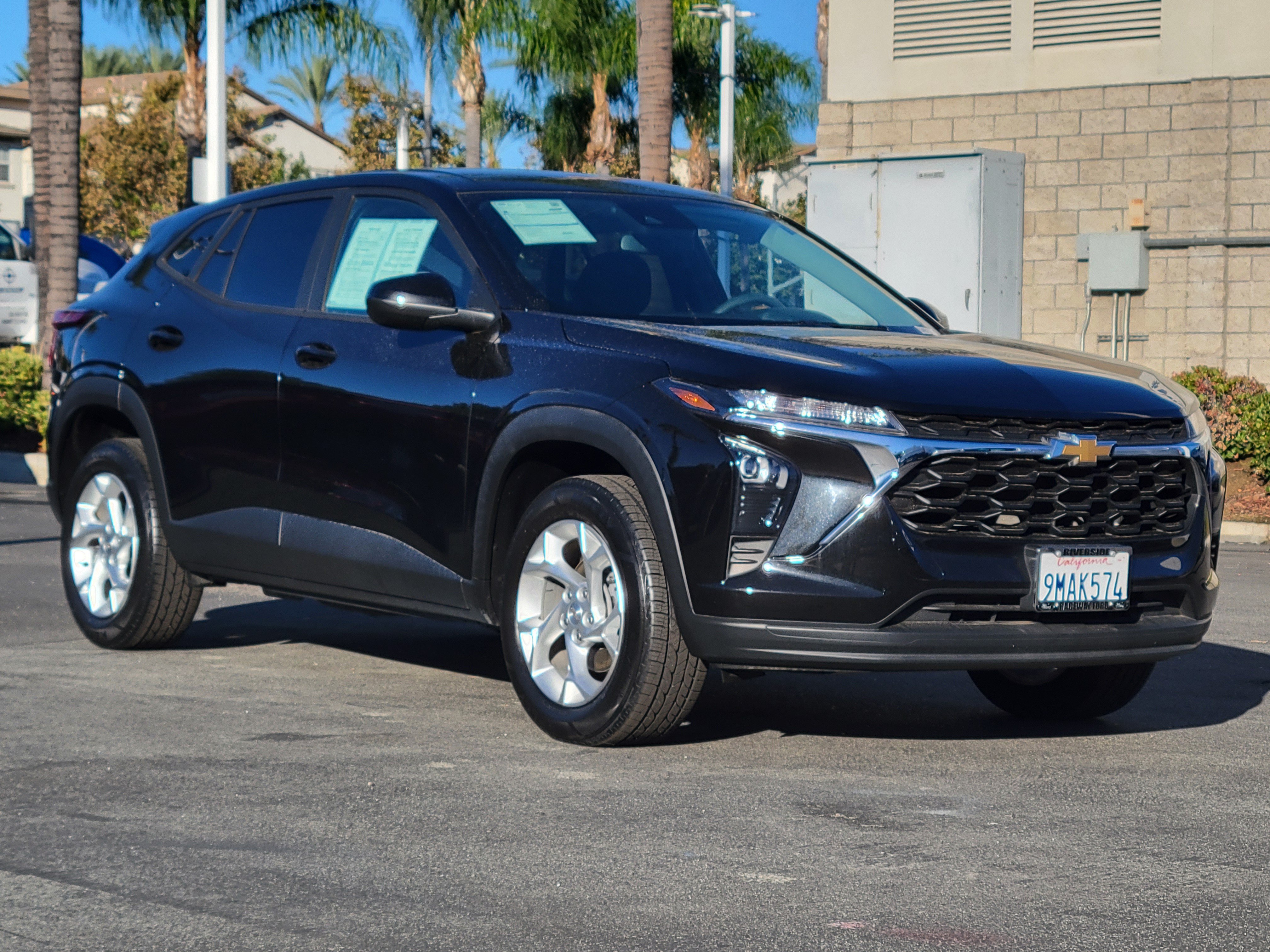 Used 2024 Chevrolet Trax LS w/ LS Convenience Package