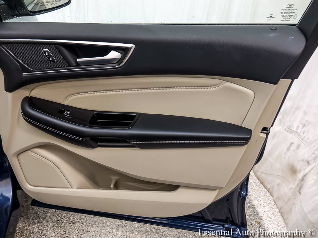 Certified 2017 Ford Edge Titanium AWD/4WD image 25