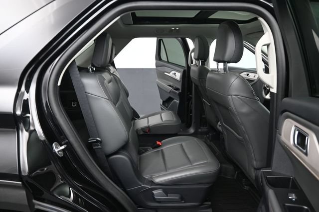 Certified 2025 Ford Explorer Active w/ Active Comfort Package AWD/4WD image 25