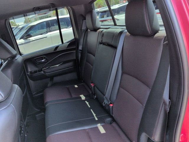 Used 2025 Honda Ridgeline Black Edition image 14