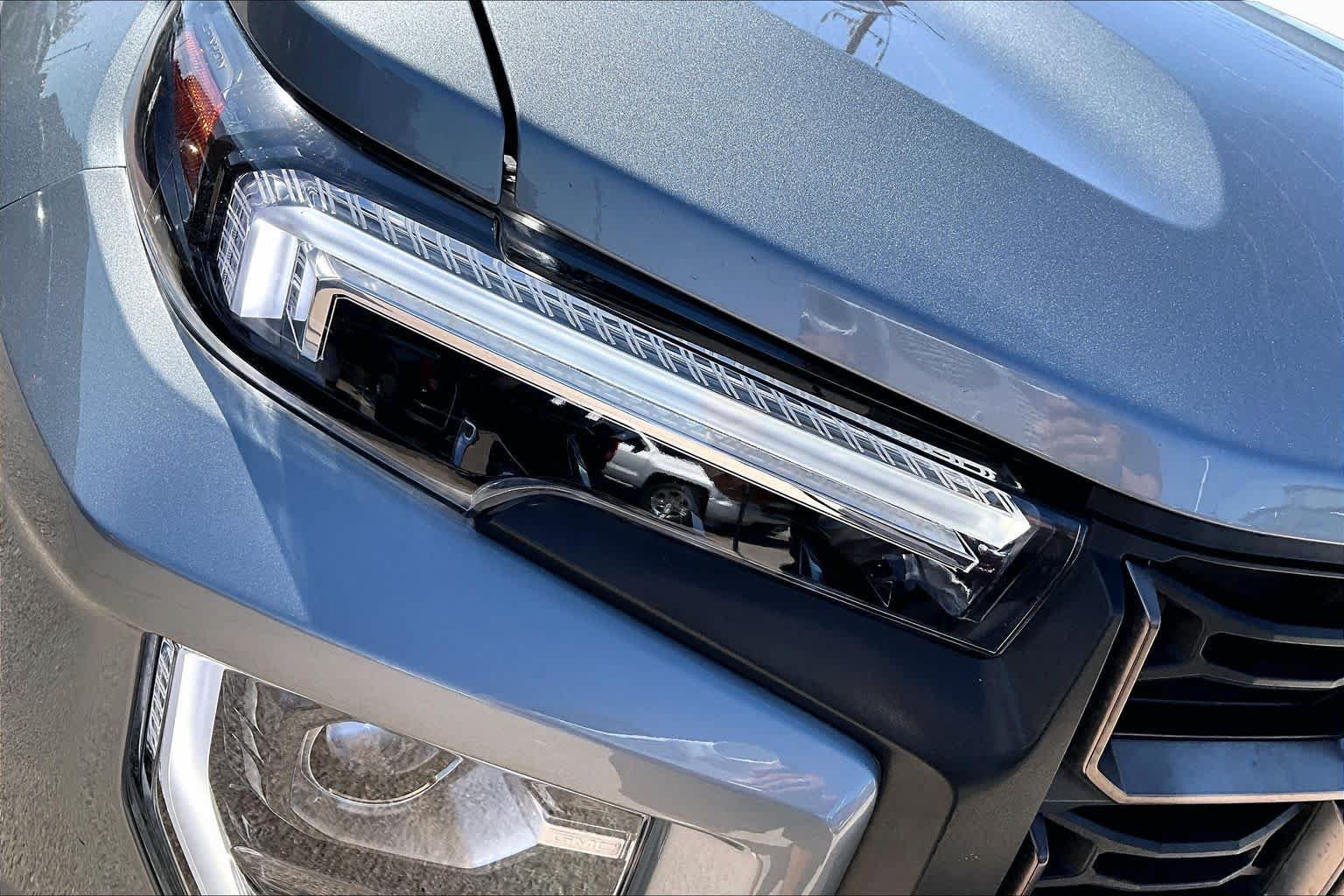Used 2023 GMC Canyon AT4X AWD/4WD image 28