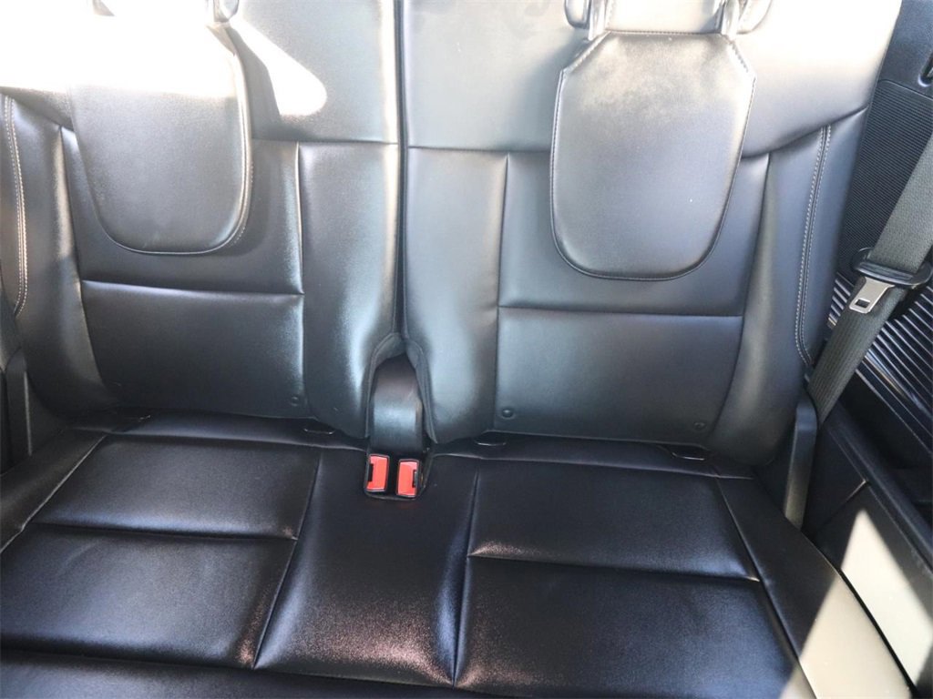 Certified 2022 Ford Explorer XLT w/ Equipment Group 202A image 12