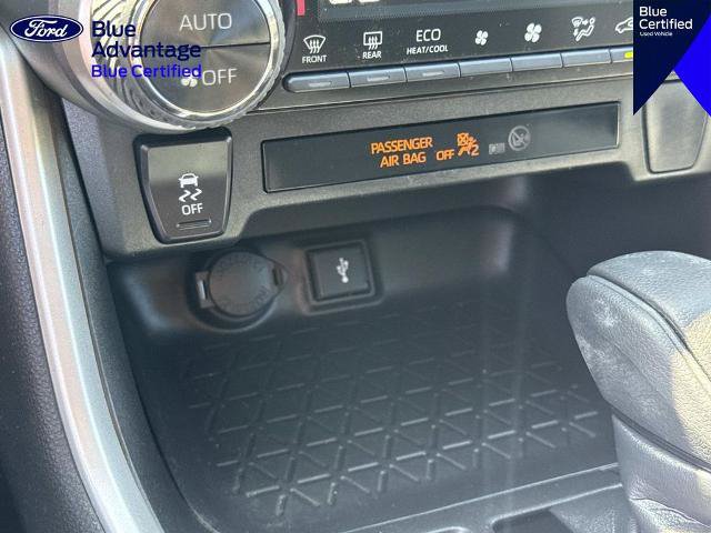 Used 2022 Toyota RAV4 XLE w/ Convenience Package AWD/4WD image 29