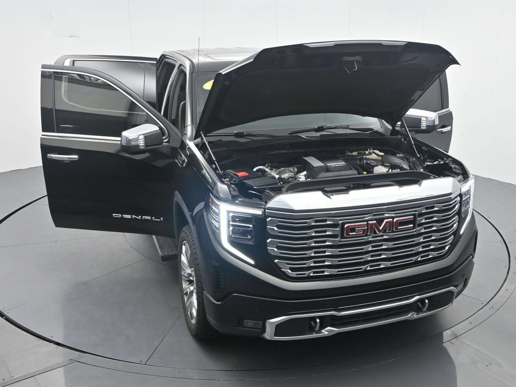 Used 2023 GMC Sierra 1500 Denali w/ Denali Reserve Package AWD/4WD image 49