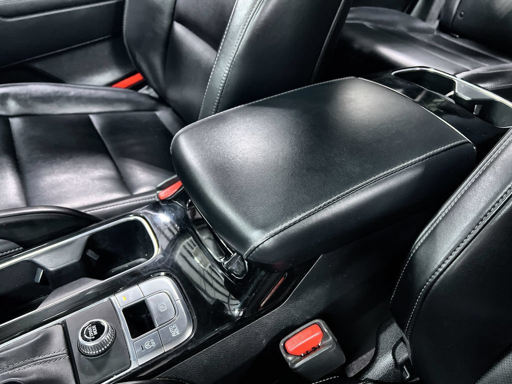 Used 2025 Kia Telluride S FWD image 40
