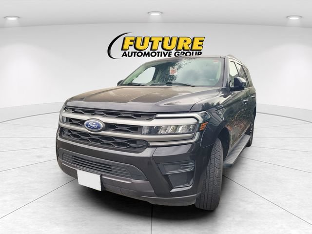 Certified 2024 Ford Expedition XLT AWD/4WD image 3