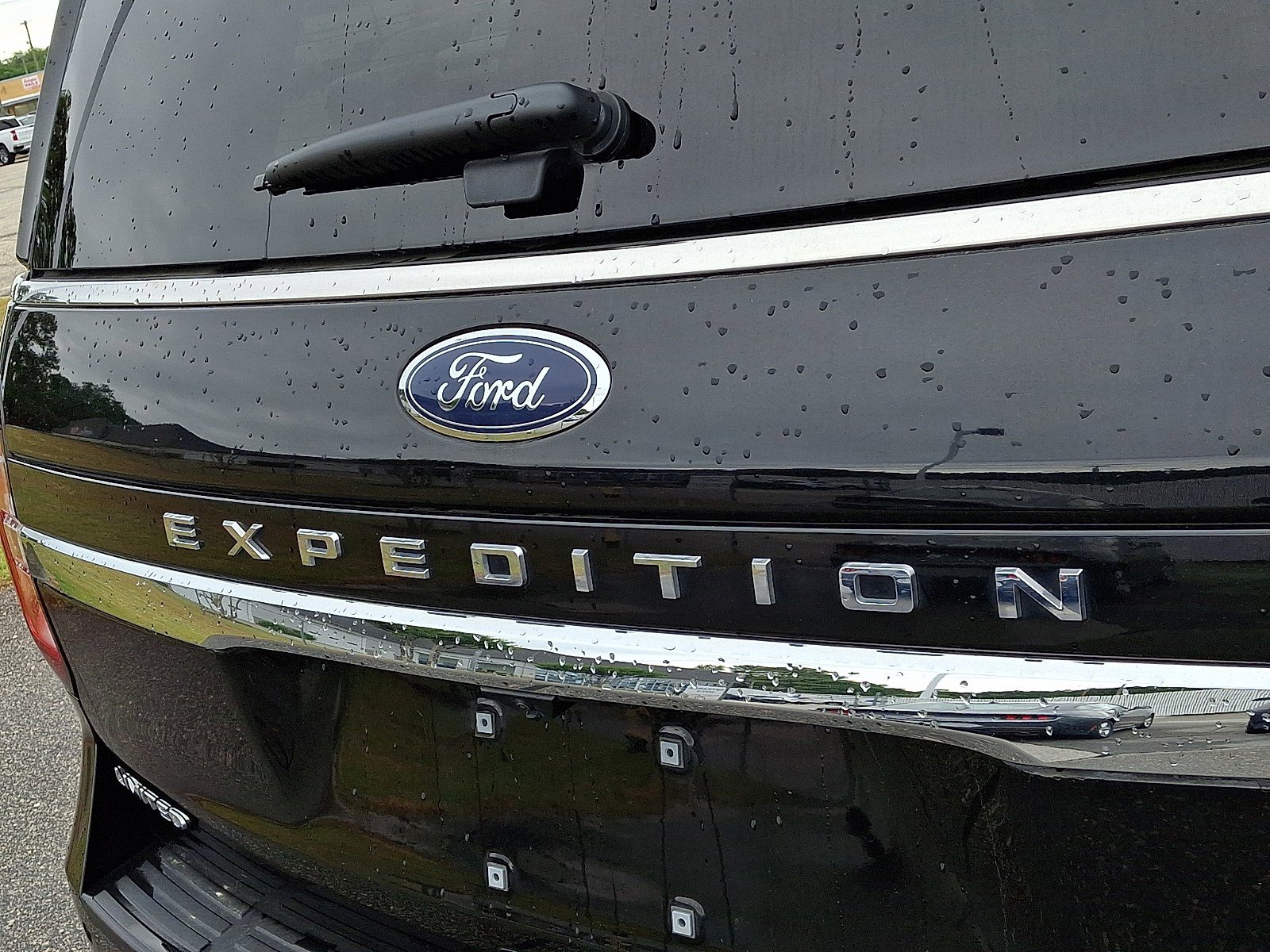 Certified 2024 Ford Expedition Limited AWD/4WD image 34