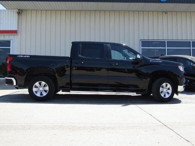 Used 2026 Chevrolet Silverado 1500 LT AWD/4WD image 2