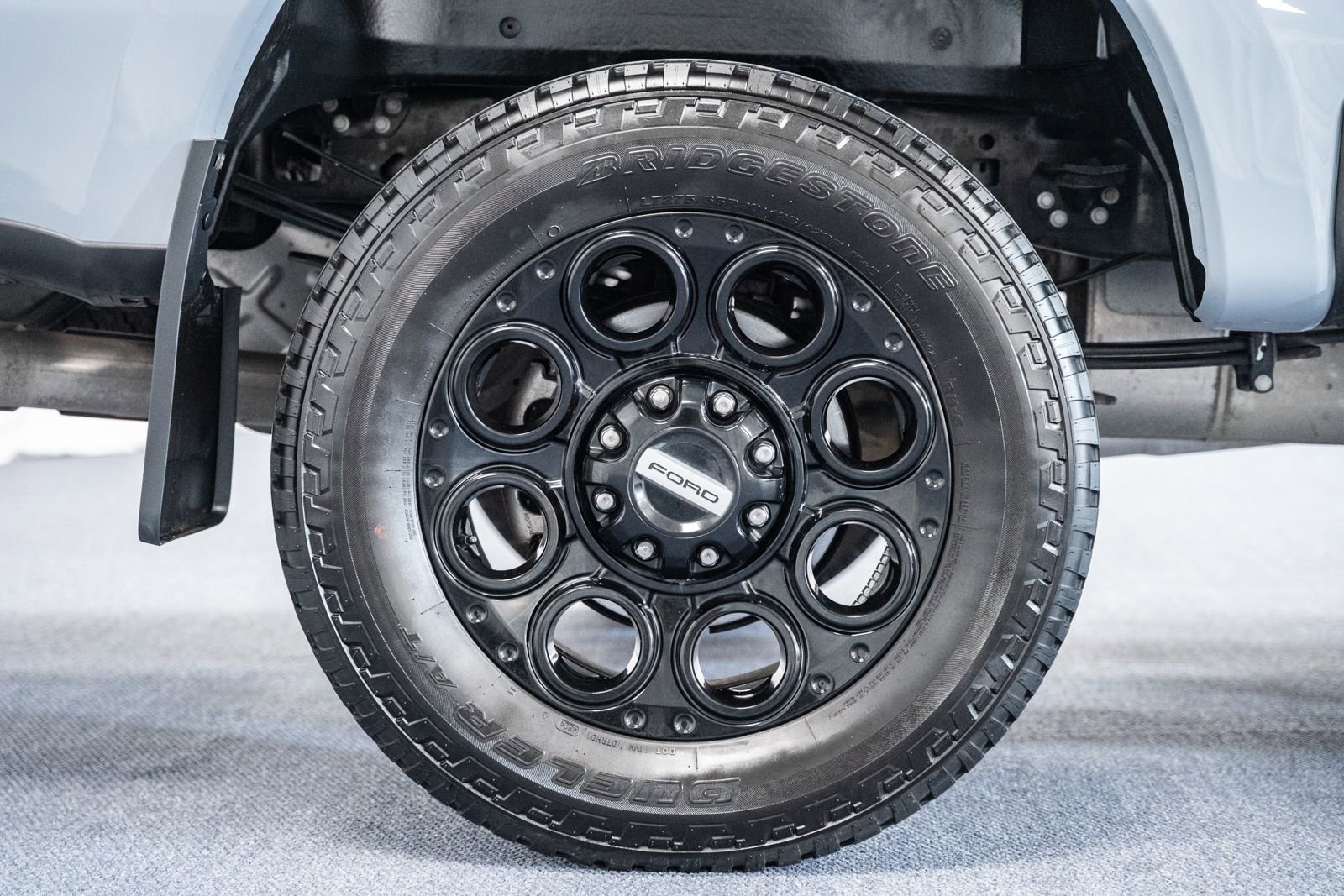 Certified 2025 Ford F250 Lariat w/ Black Appearance Package image 19