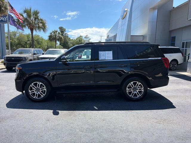 Certified 2025 Ford Expedition Active RWD image 4