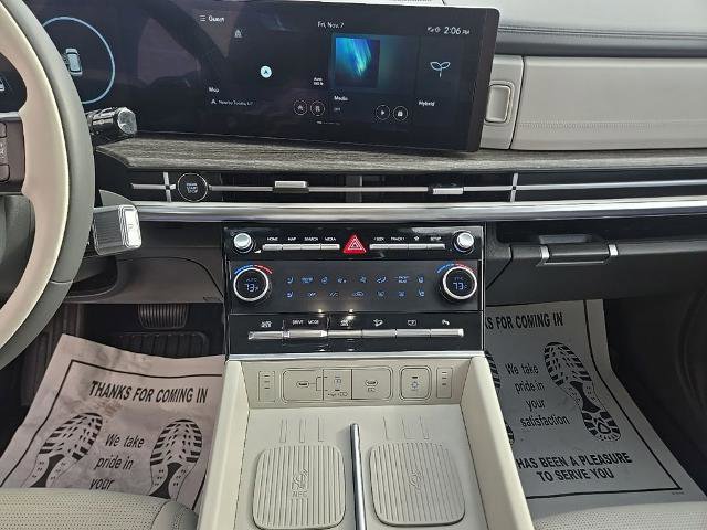 Used 2025 Hyundai Santa Fe Calligraphy image 19