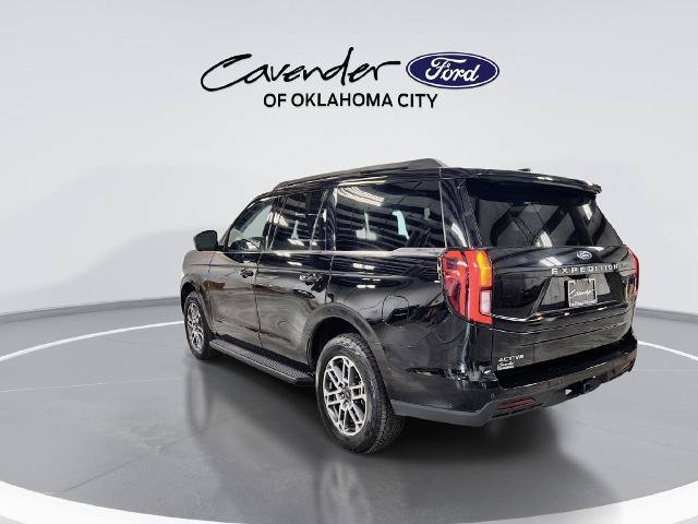 Certified 2025 Ford Expedition Active AWD/4WD image 6