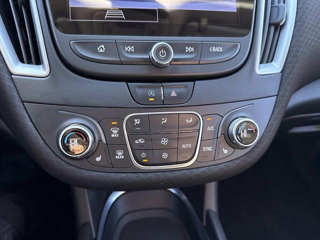 Used 2022 Chevrolet Malibu LT image 24