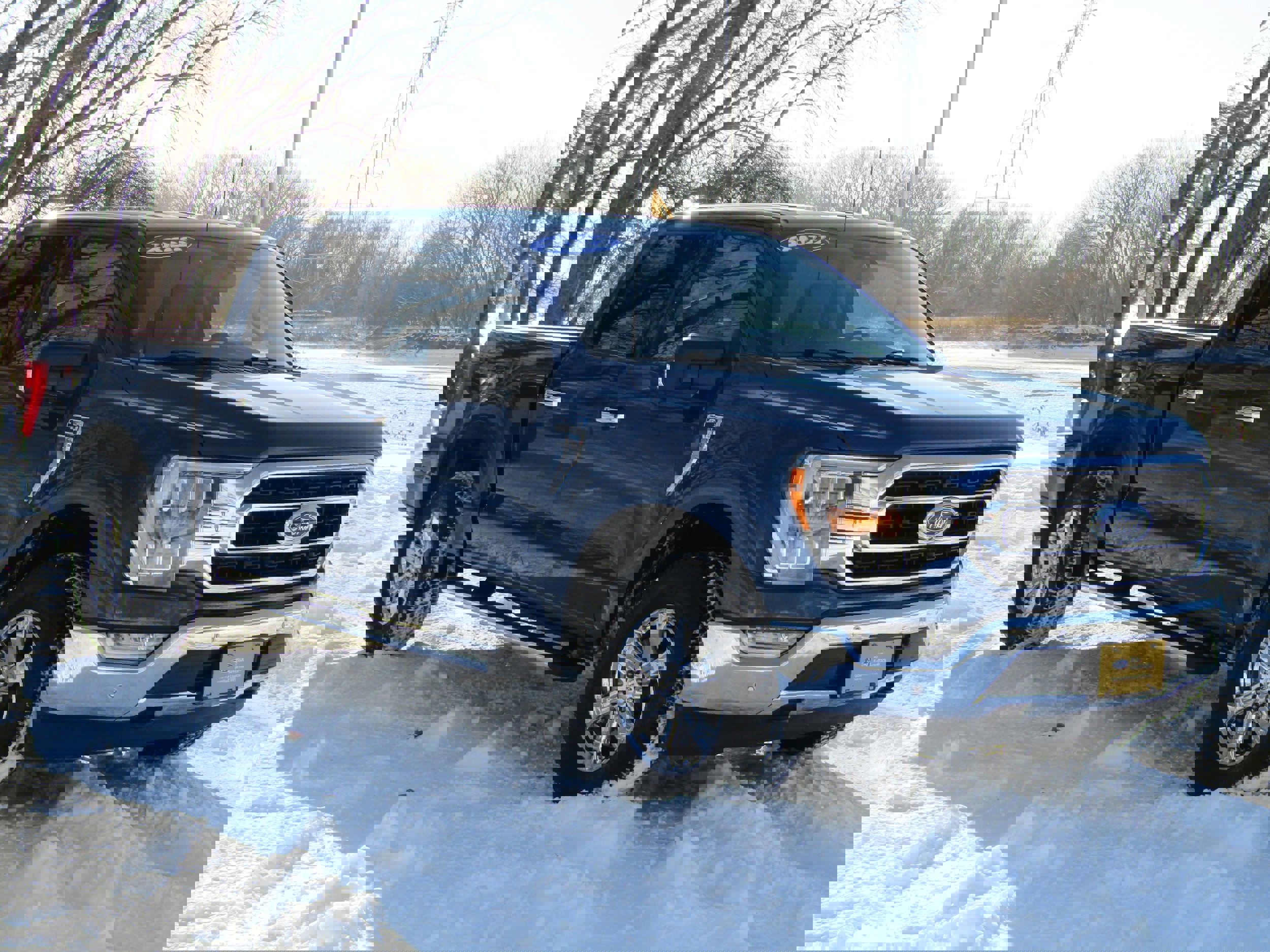 Certified 2022 Ford F150 XLT w/ Equipment Group 302A High image 6