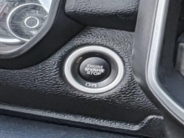 Used 2022 RAM 1500 Big Horn AWD/4WD image 16