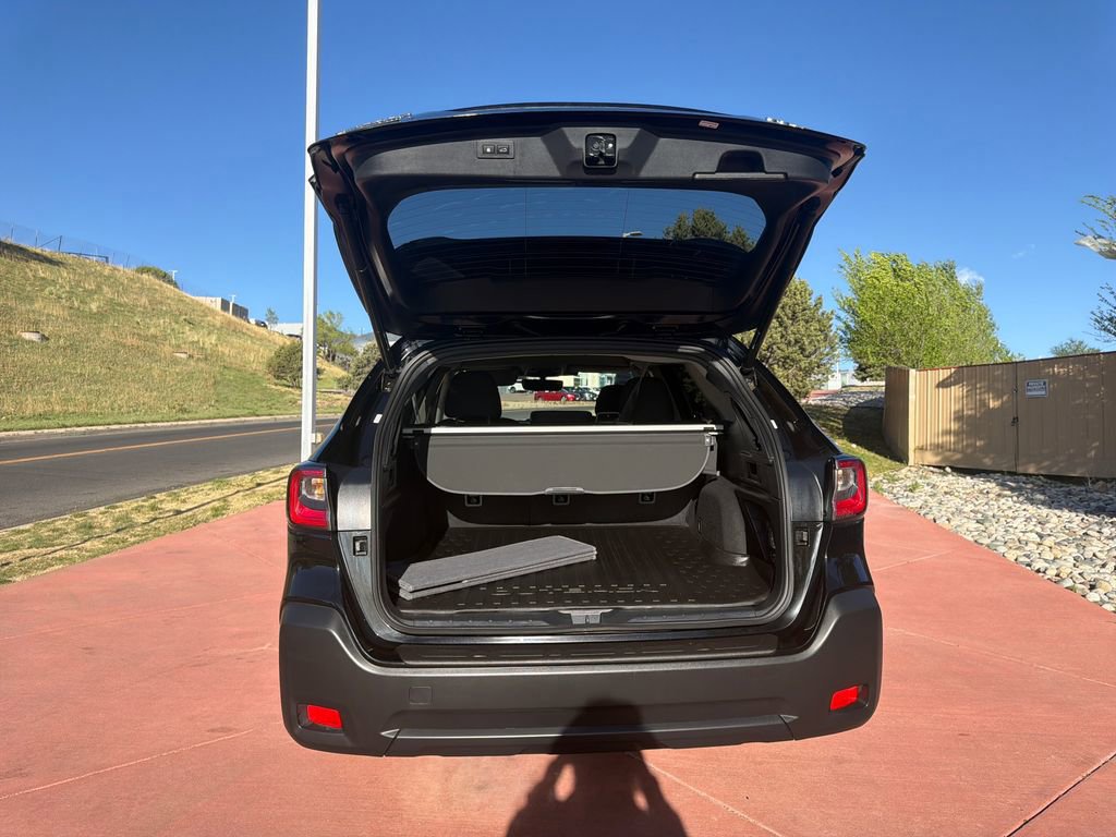 Used 2025 Subaru Outback Premium w/ Popular Package #1A AWD/4WD image 23