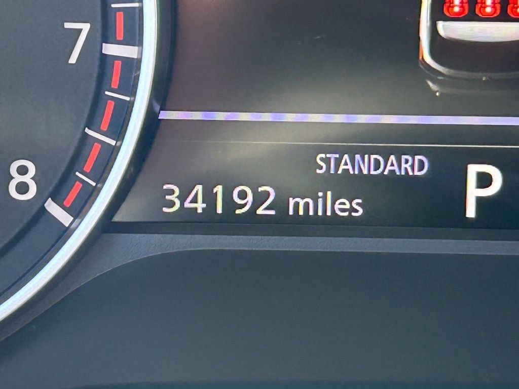 Used 2025 Nissan Pathfinder SV image 38