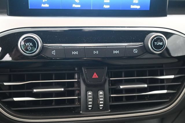 Certified 2022 Ford Escape SE FWD image 12