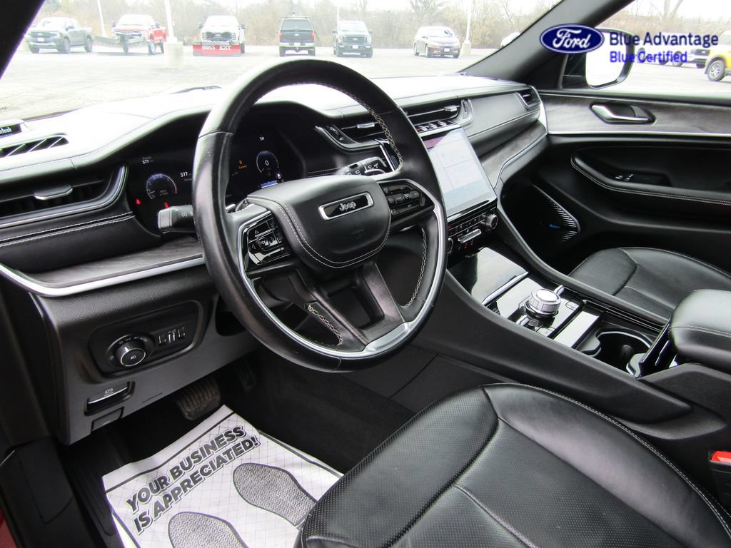 Used 2022 Jeep Grand Cherokee L Overland w/ Off Road Group AWD/4WD image 8