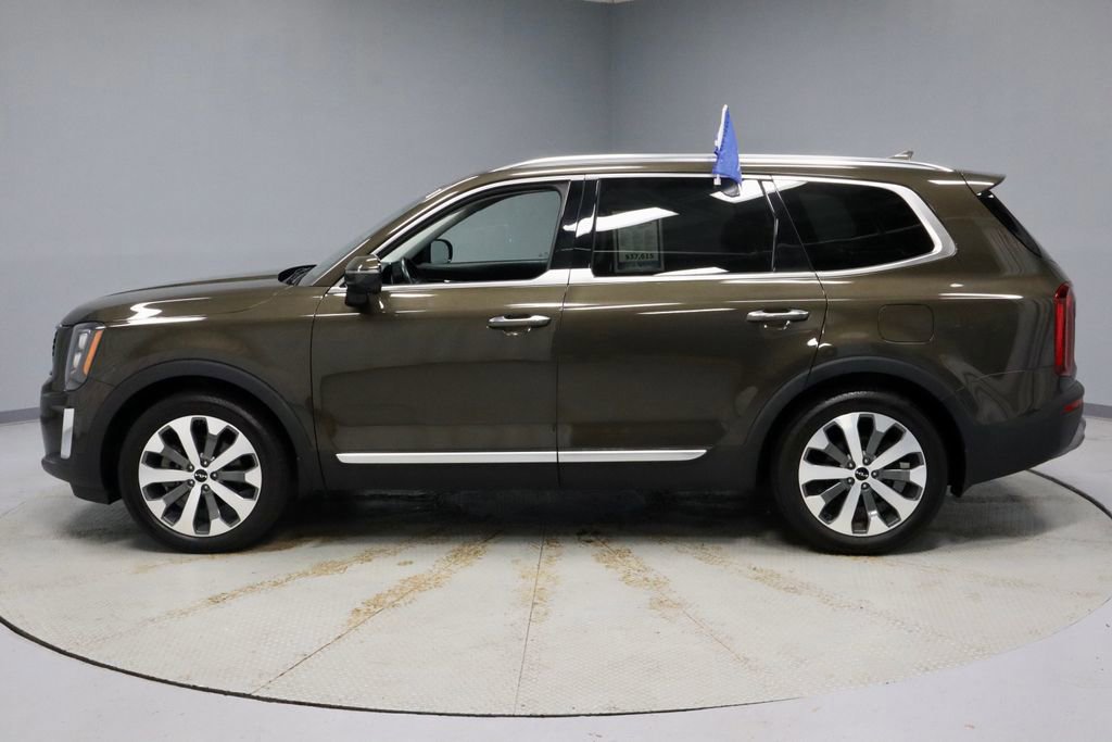 Used 2022 Kia Telluride SX image 2