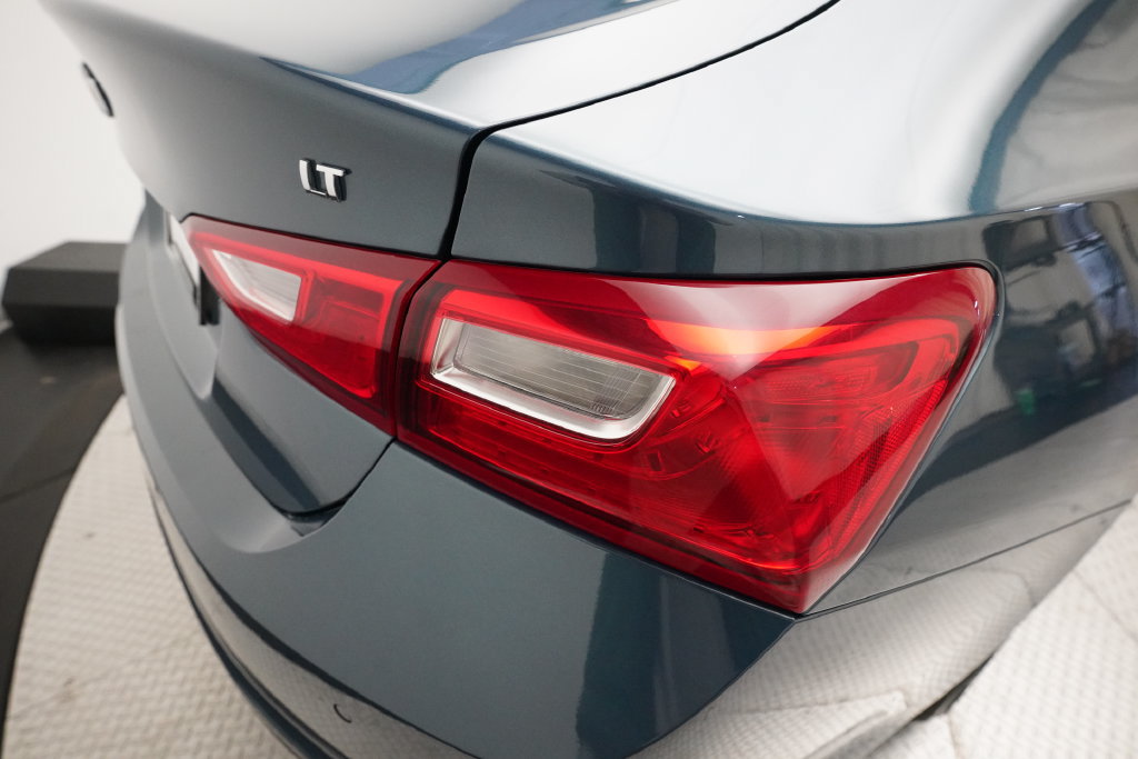 Used 2025 Chevrolet Malibu LT FWD image 30