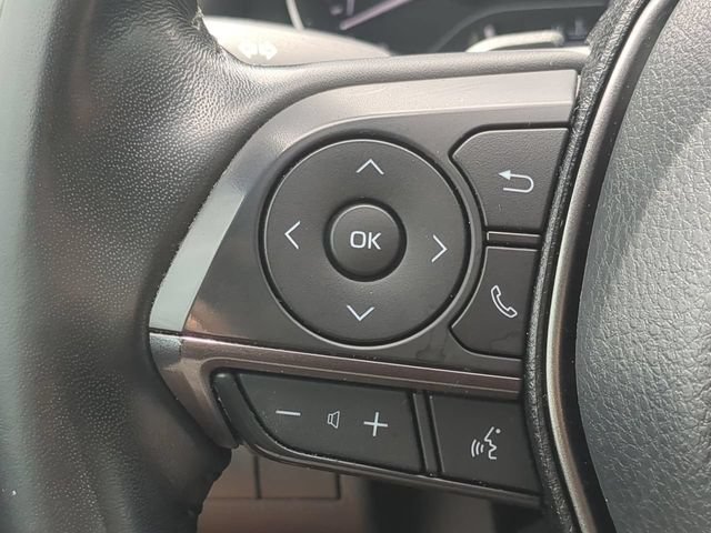 Used 2022 Toyota Camry SE FWD image 25