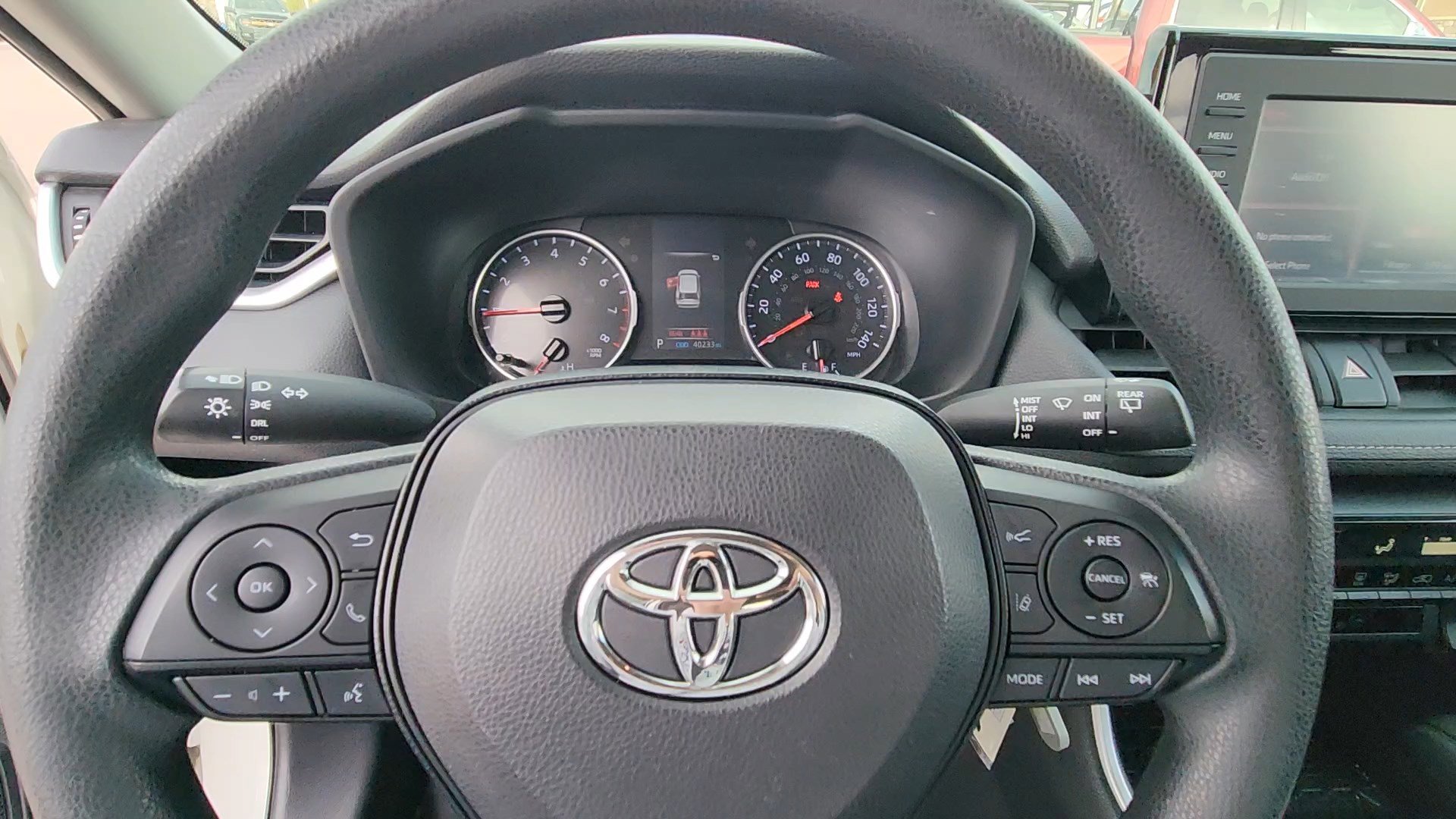 Used 2019 Toyota RAV4 LE image 22