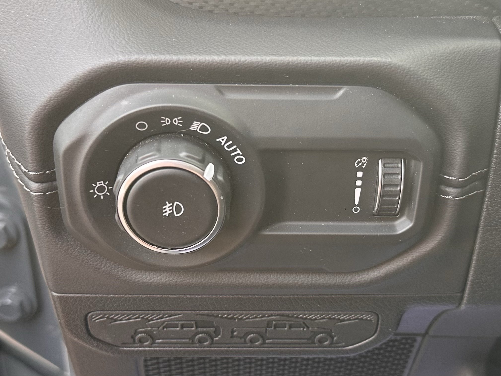 Used 2024 Jeep Wrangler Unlimited Rubicon AWD/4WD image 18