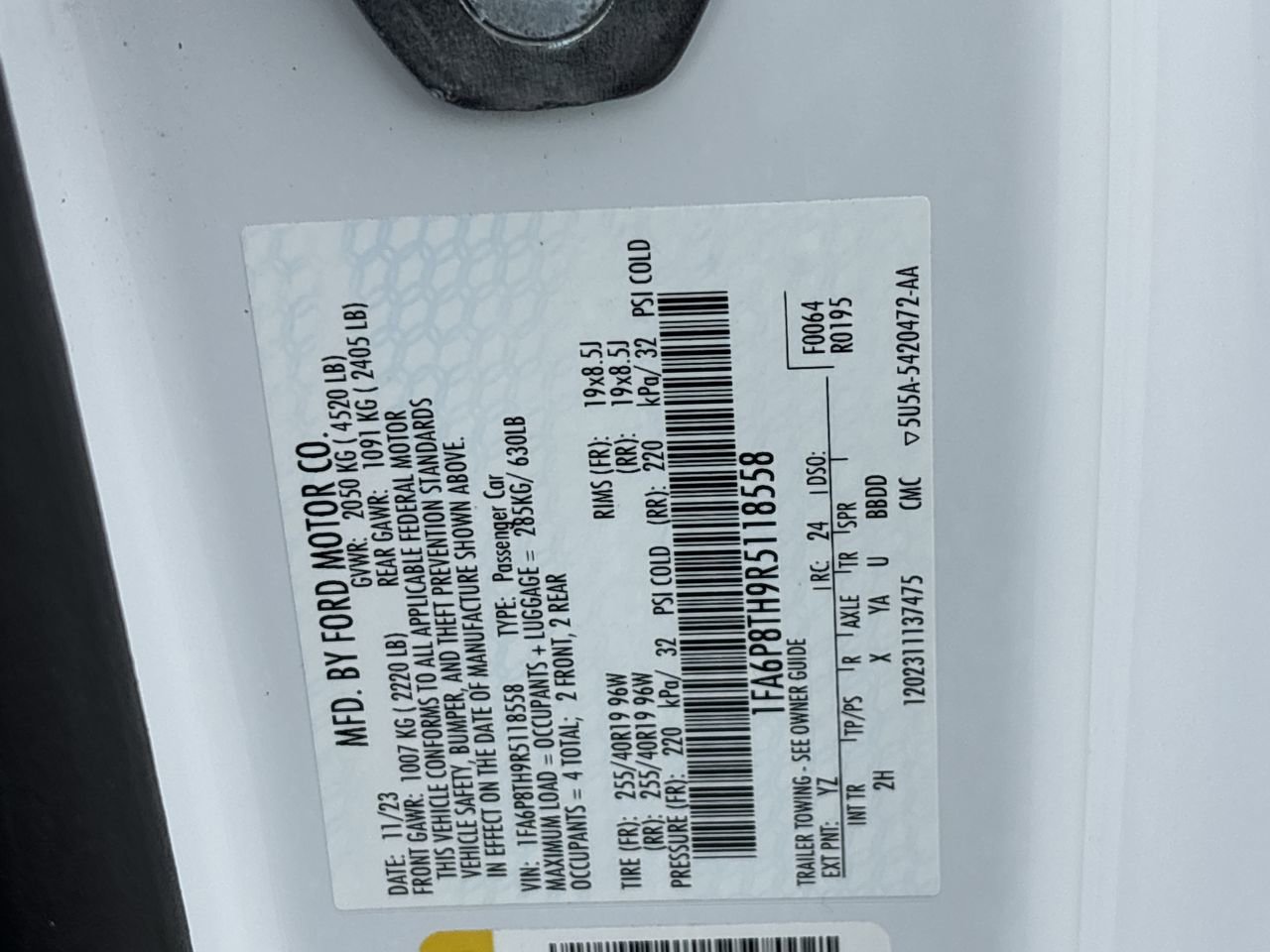 Certified 2024 Ford Mustang Coupe RWD image 31