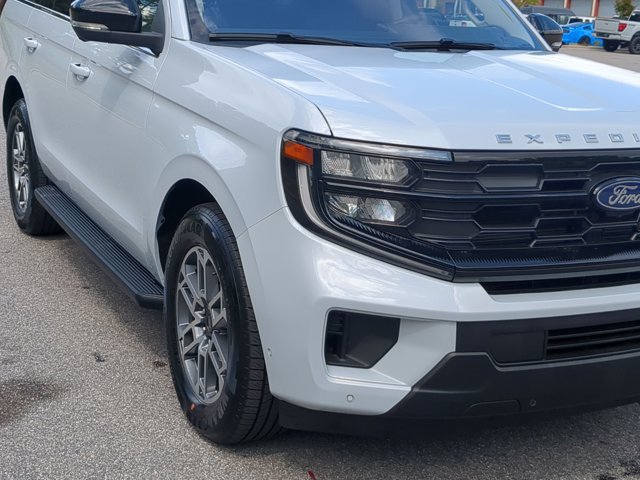 Certified 2025 Ford Expedition Active RWD image 10