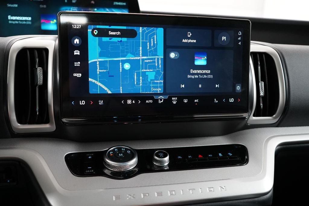 Certified 2025 Ford Expedition Active AWD/4WD image 33