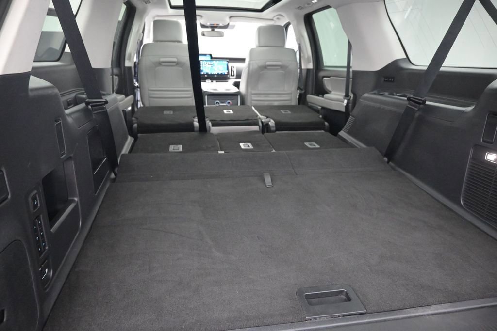 Certified 2025 Ford Expedition Max Active RWD image 11