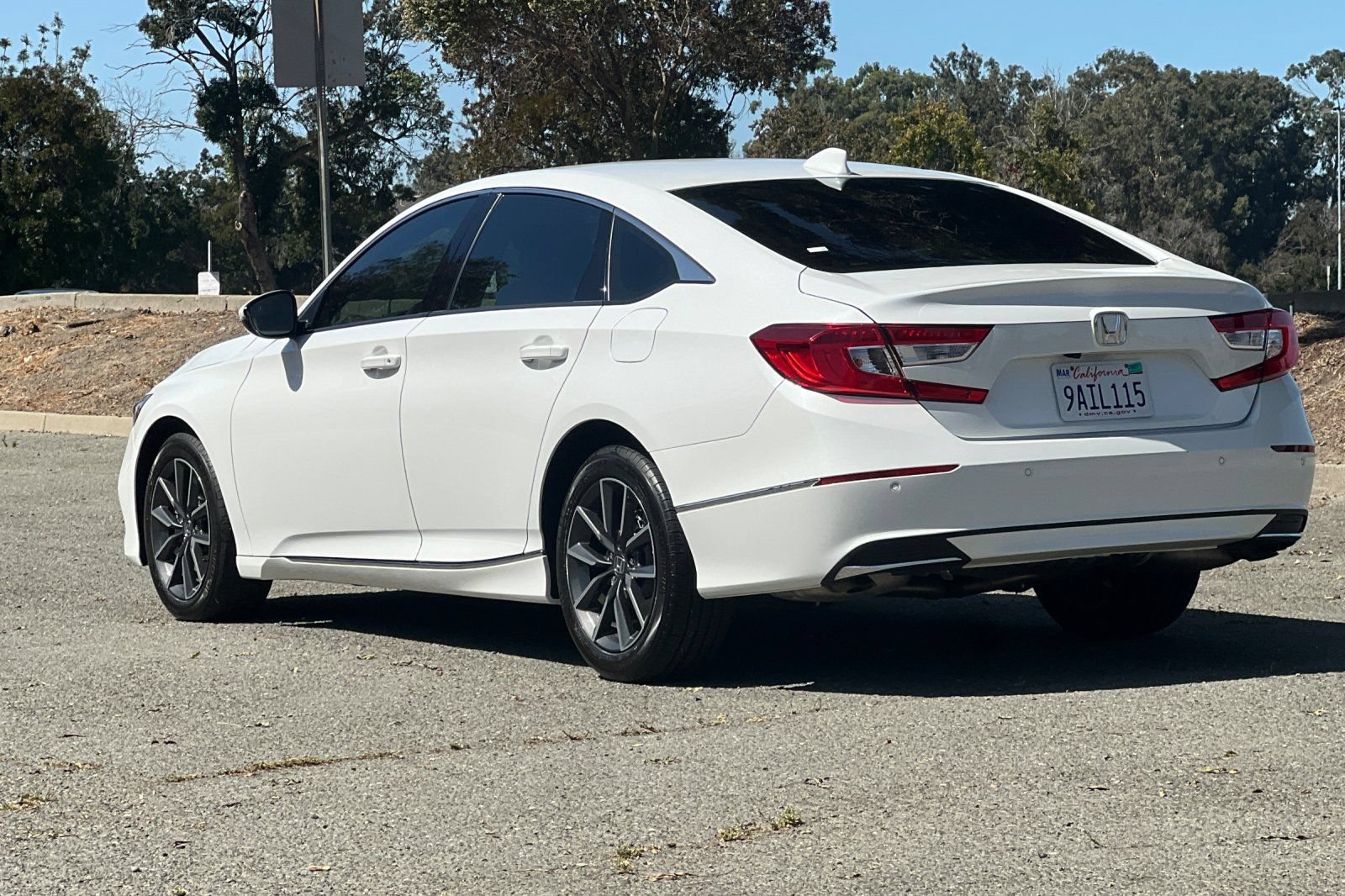 Used 2022 Honda Accord EX-L image 5