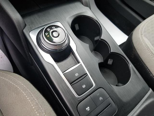 Certified 2022 Ford Escape SE w/ Cold Weather Package image 17