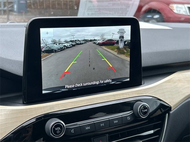 Certified 2022 Ford Escape Titanium w/ Titanium Elite Package image 38