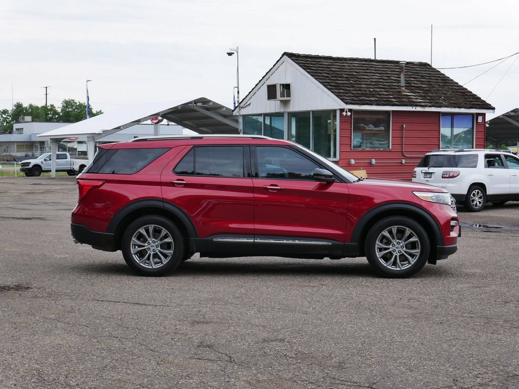 Certified 2023 Ford Explorer Limited w/ Class IV Trailer Tow Package AWD/4WD image 2
