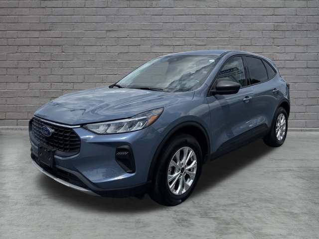 Certified 2025 Ford Escape Active AWD/4WD image 3