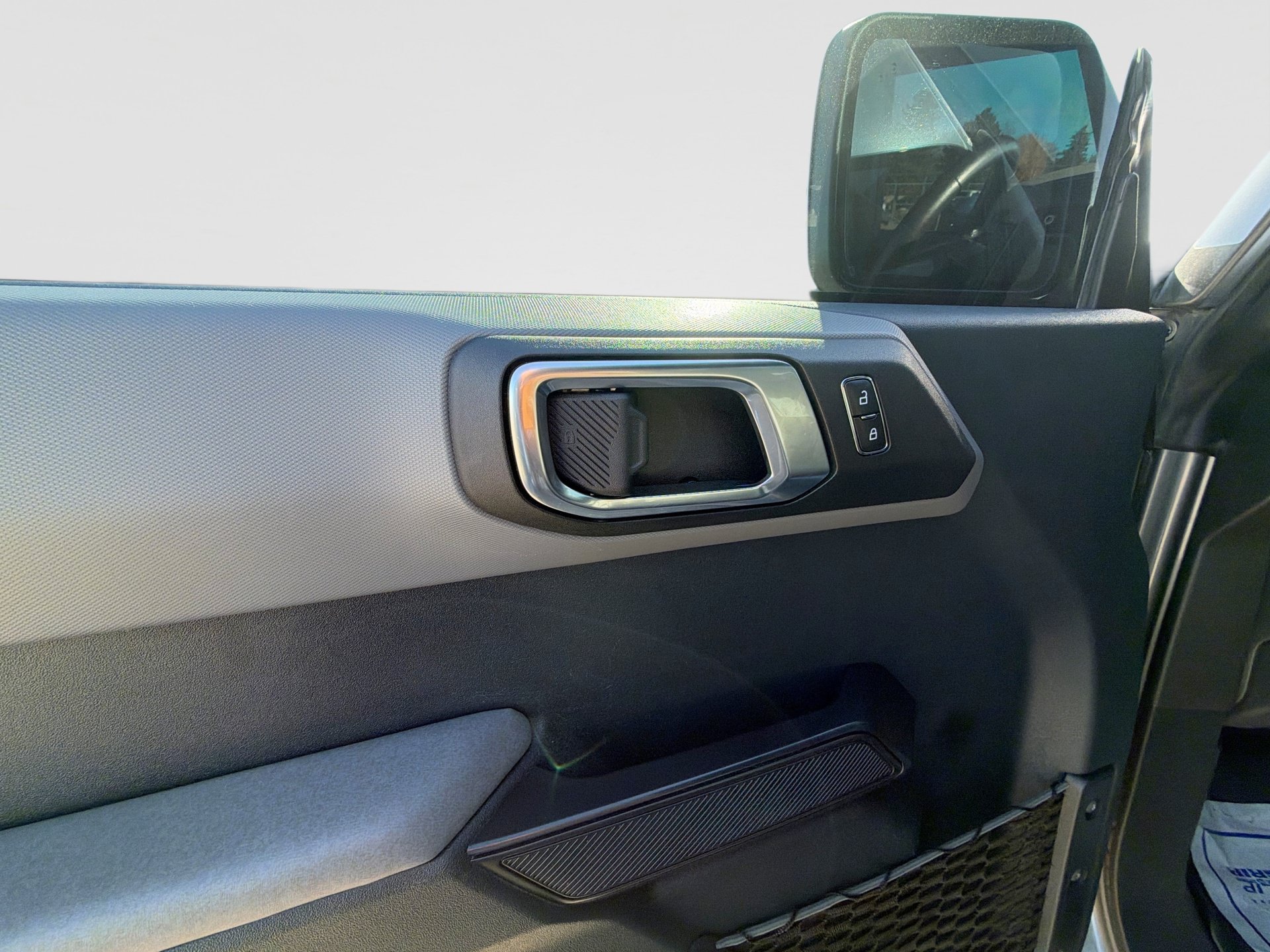 Certified 2024 Ford Bronco Everglades AWD/4WD image 15