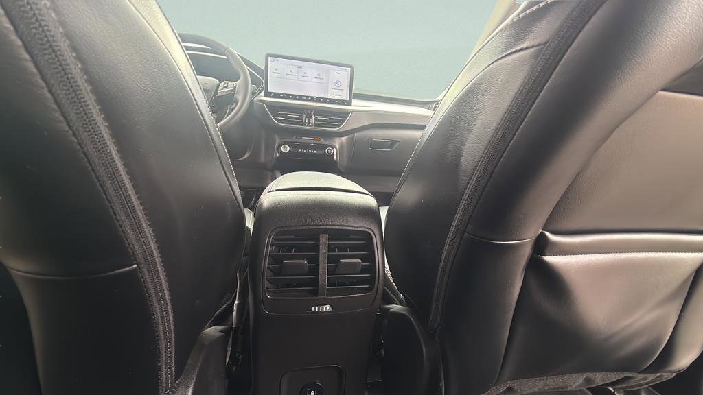 Certified 2023 Ford Escape Platinum AWD/4WD image 41