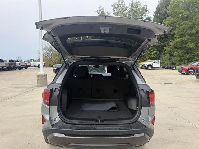 Used 2026 GMC Terrain Elevation AWD/4WD image 24