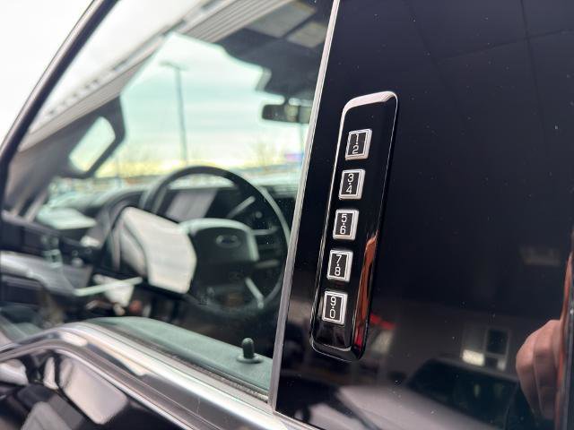 Certified 2024 Ford F250 Lariat w/ Lariat Ultimate Package AWD/4WD image 18