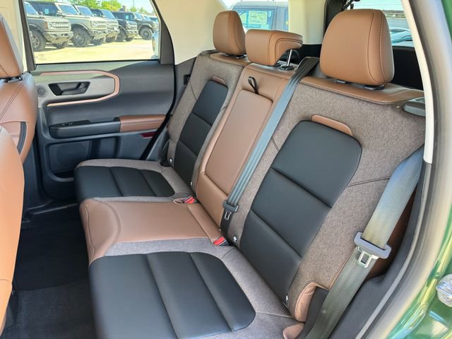 Certified 2025 Ford Bronco Sport Outer Banks w/ Outer Banks Tech Package+ AWD/4WD image 9
