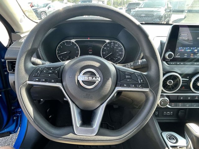 Used 2025 Nissan Sentra SV FWD image 8