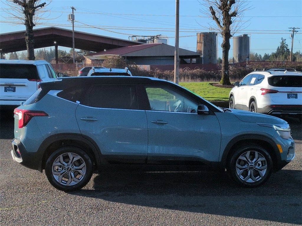 Used 2024 Kia Seltos S image 6