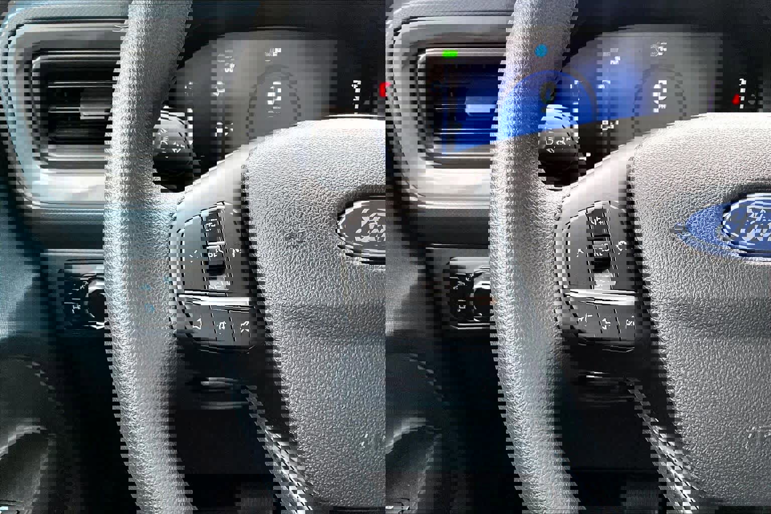 Certified 2025 Ford Maverick XL image 23