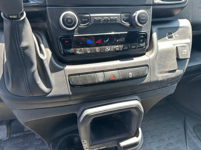 Used 2024 RAM ProMaster 2500 w/ Convenience Group FWD image 13