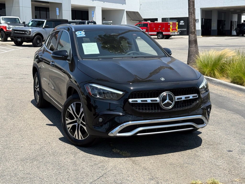 Used 2025 Mercedes-Benz GLA 250 image 2