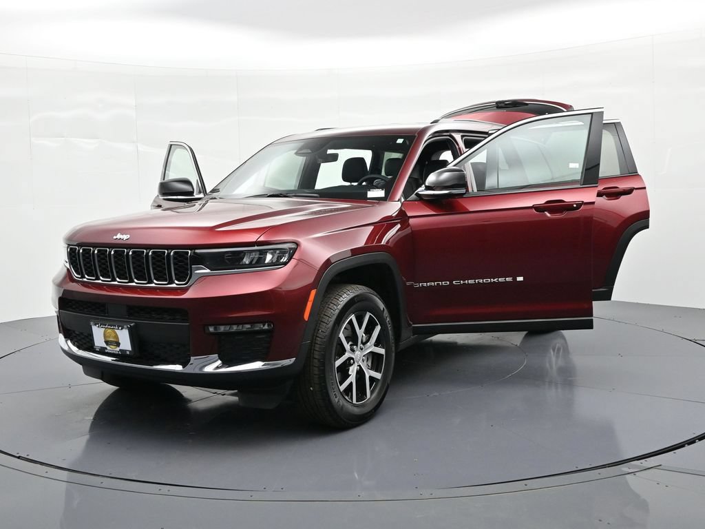 Used 2025 Jeep Grand Cherokee L Limited AWD/4WD image 36